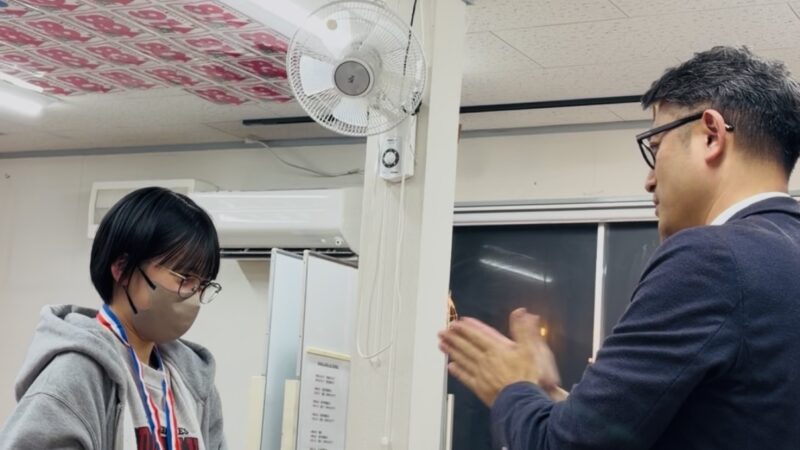 【スタディハウス 秋田 塾】記事更新✍️「学年1位を取った生徒をみんなでお祝いしました！」