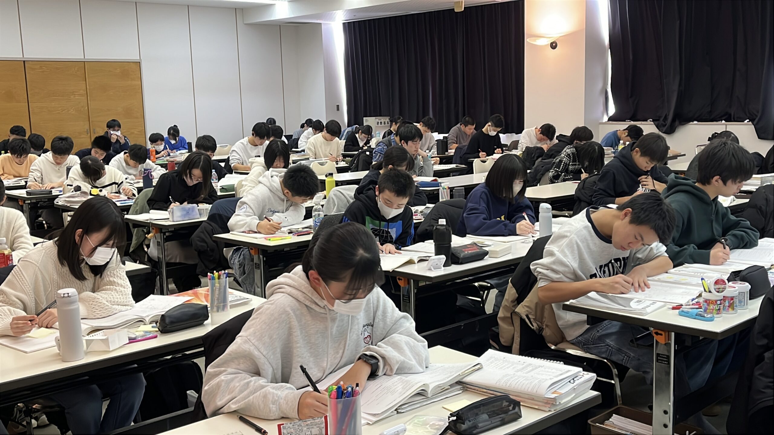 学びを、仕組みと伴走で支える