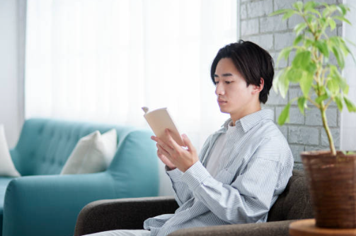 【スタディハウス 秋田 塾】記事更新✍️「受験生だけれども、書籍を読むことをオススメ📕」